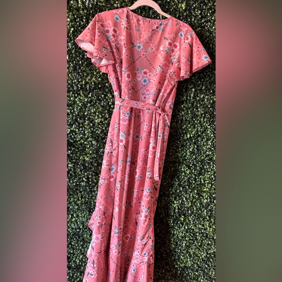 Short Sleeve Floral Print Wrap Dress - Picture 2 of 2